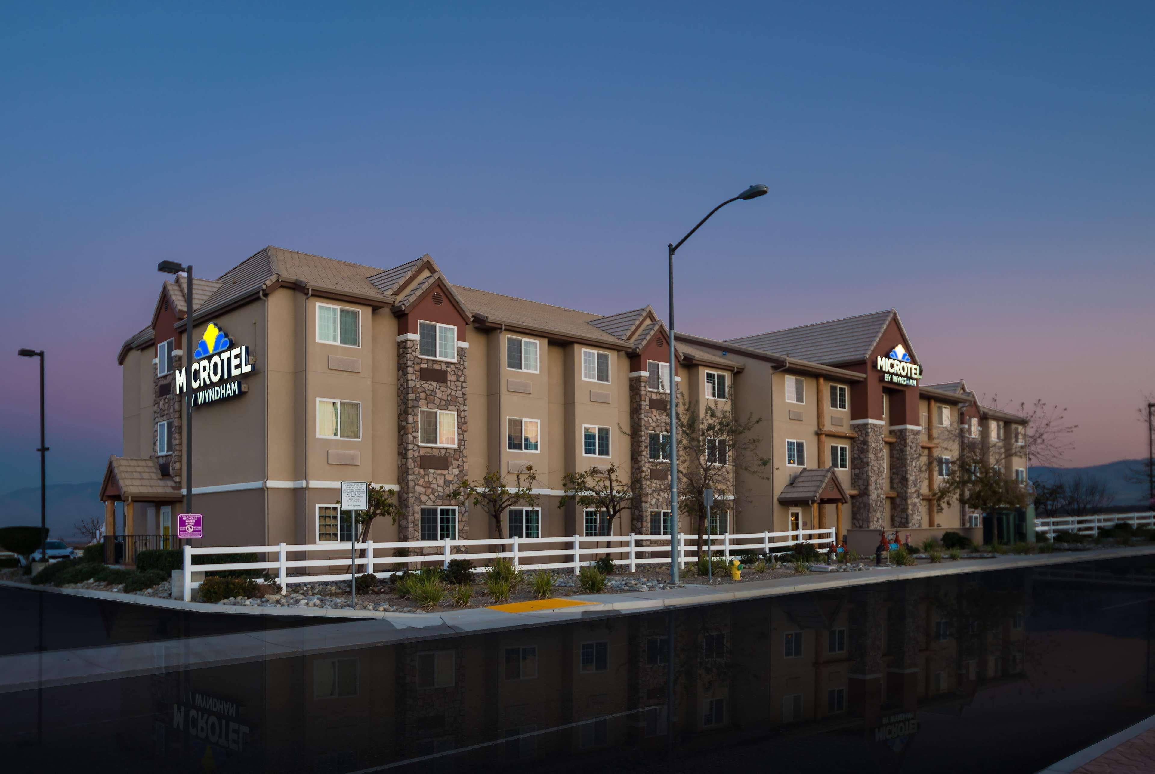 惠勒岭温德姆麦克罗特客栈&套房酒店 Wheeler Ridge 外观 照片
